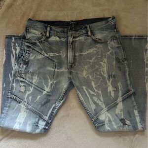 Akoo Men's Light Blue Distressed Jeans